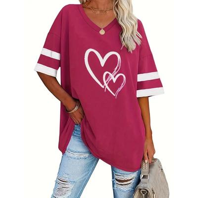 T-shirt con scollo a V e stampa a cuore taglie forti - manica corta, casual, comoda, abbigliamento alla moda da donna per l'uso quotidiano primavera, estate, autunno