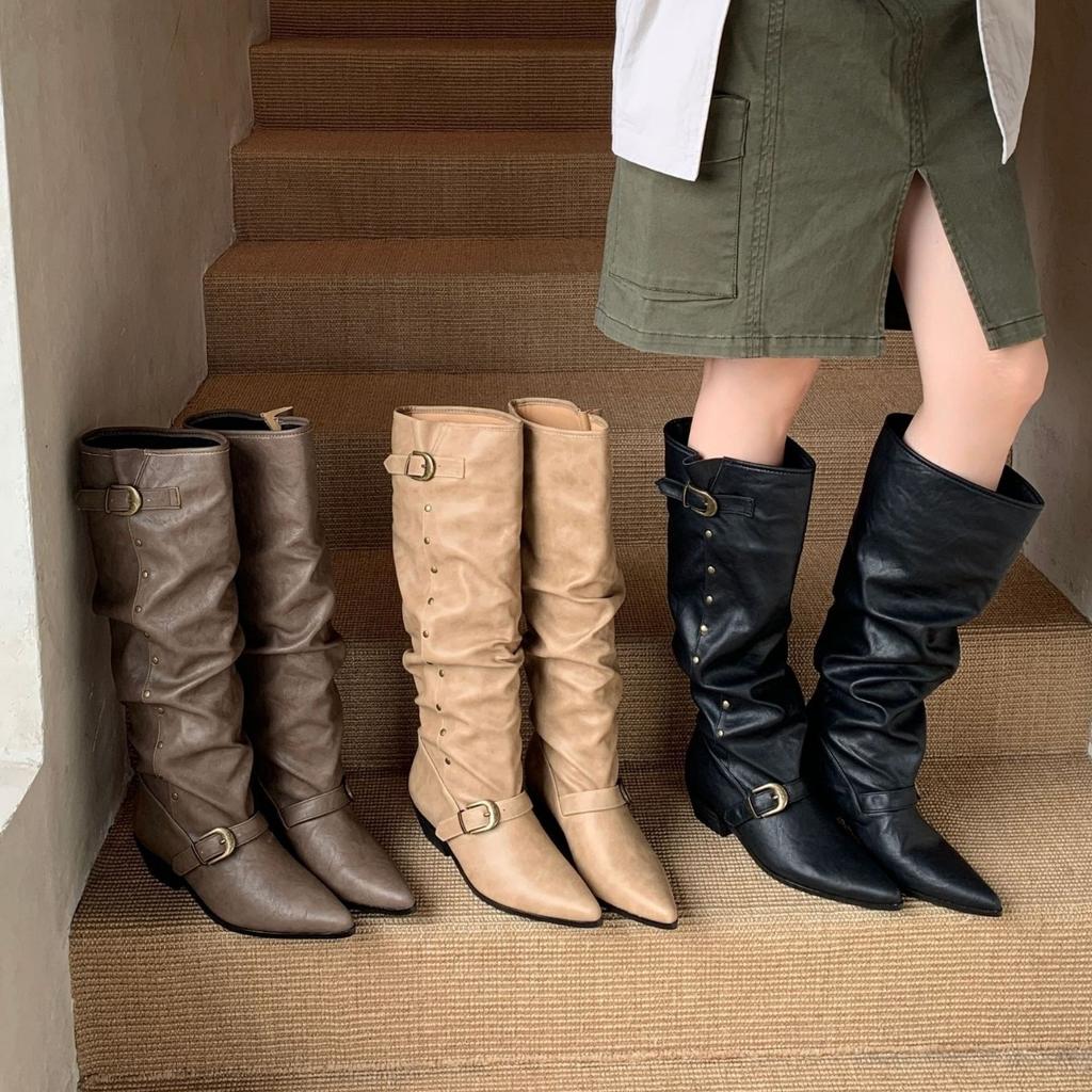 New retro western pointed head European and American thick heel sleeve fashion boots rivet belt buckle boots