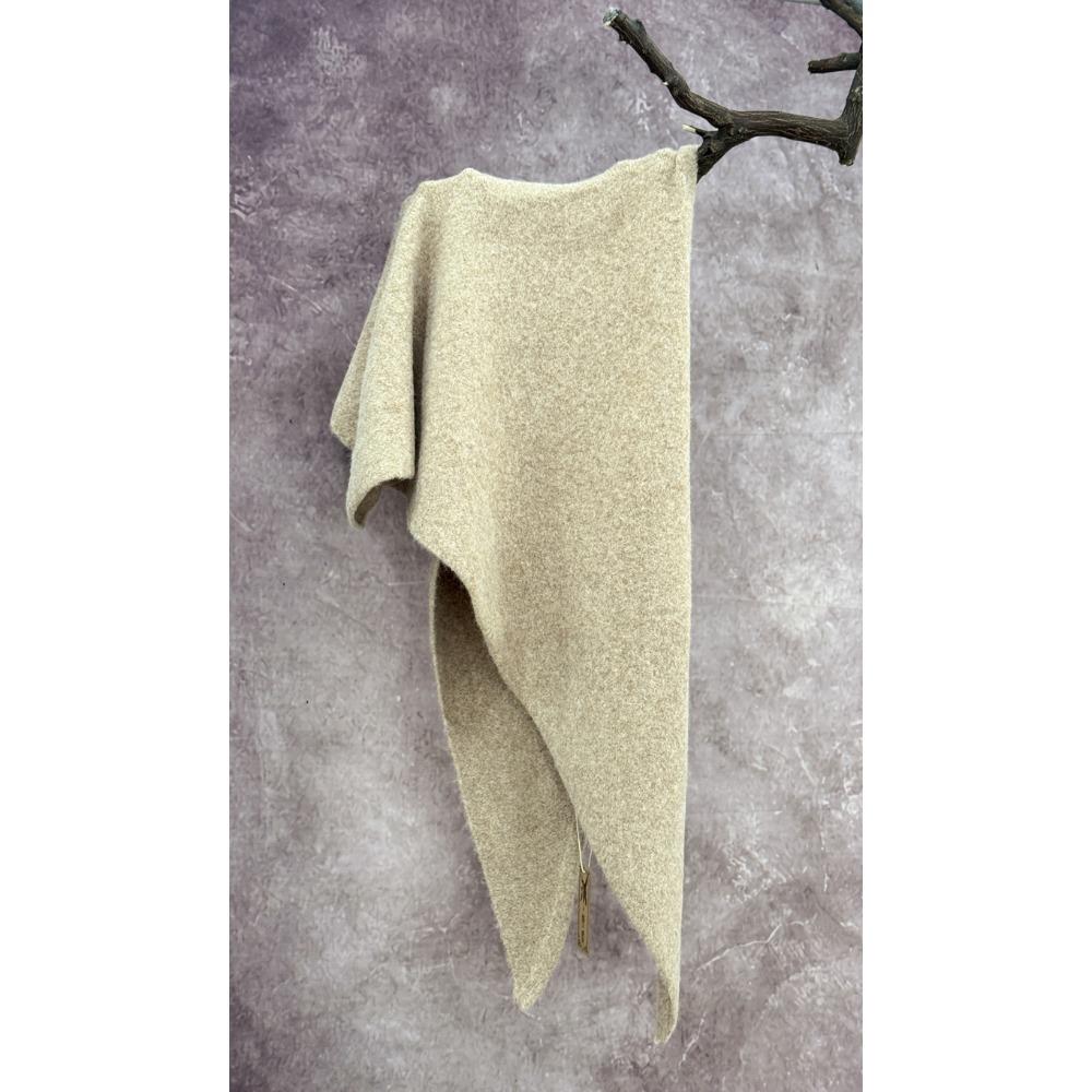 Triangle Scarf Scarf Solid Color Shawl Cape Autumn and Winter Women's High-end Shawl Blanket Warm Small Cape Cape