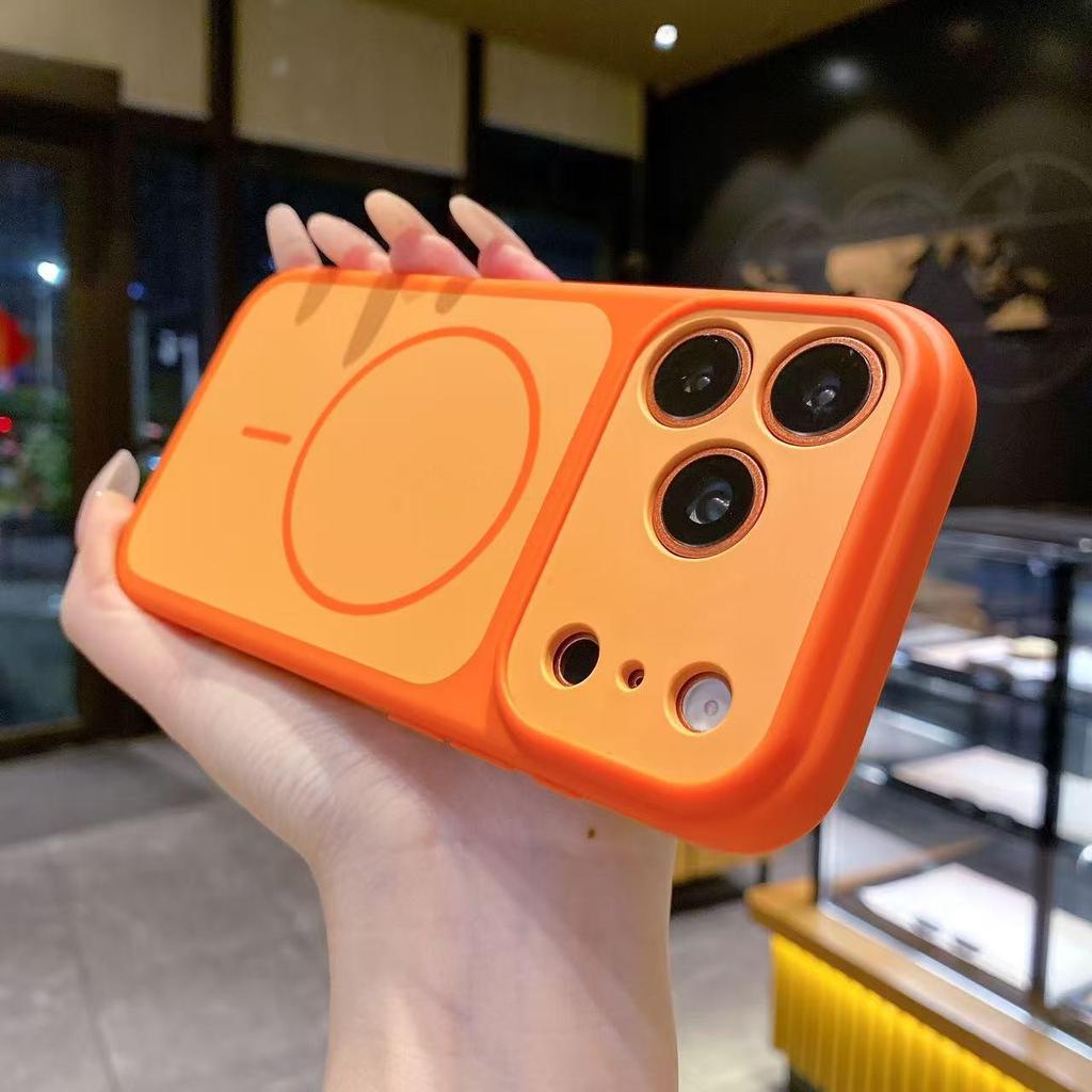 Two-Tone Soft-Touch Magnetic Case for iPhone 17Pro/16Pro Max - 14/15P Contrast Edition