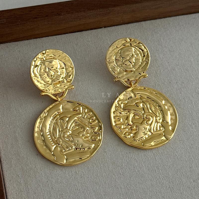 Retro ancient coins, metal relief portrait earrings, earrings, personalized retro light luxury, fashion temperament, niche design earrings