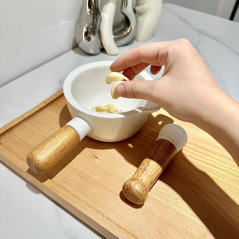 Ceramic Mortar & Pestle: Hunan Cuisine Garlic Grinder for Eggplant, Chili, and Tea.