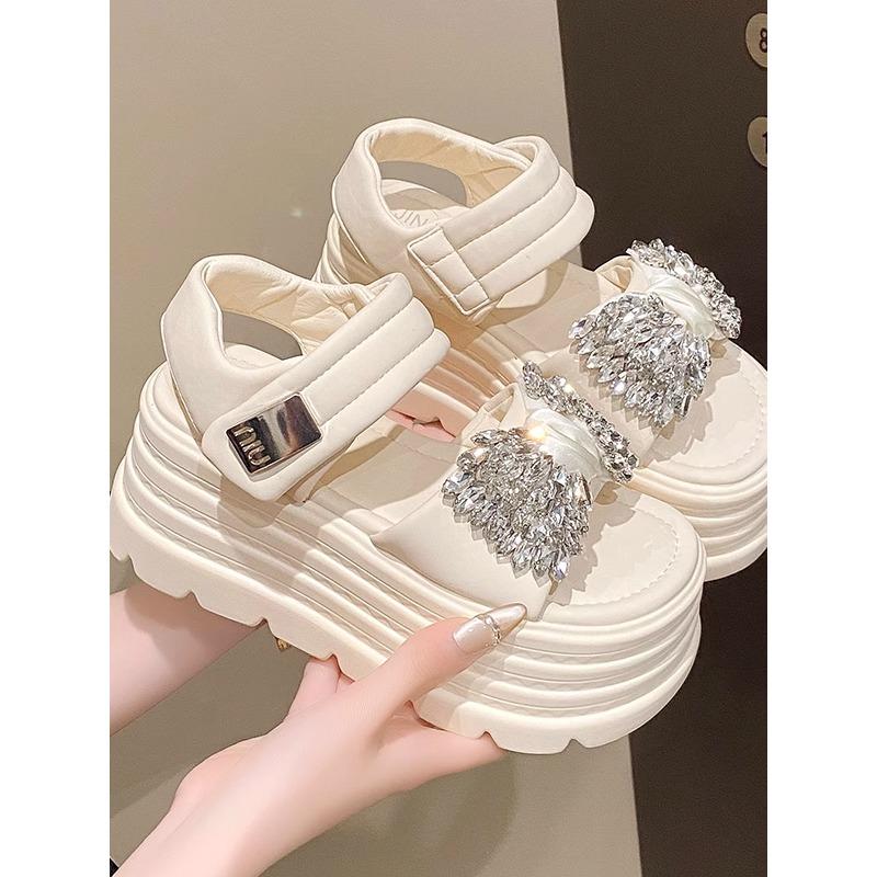 

Модные женские сандалии на высокой платформе 8 см, танкетки, туфли-мюли с перфорацией, повседневные массивные сандалии-гладиаторы, женские новые летние блестящие пляжные шлепанцы 34 бежевый