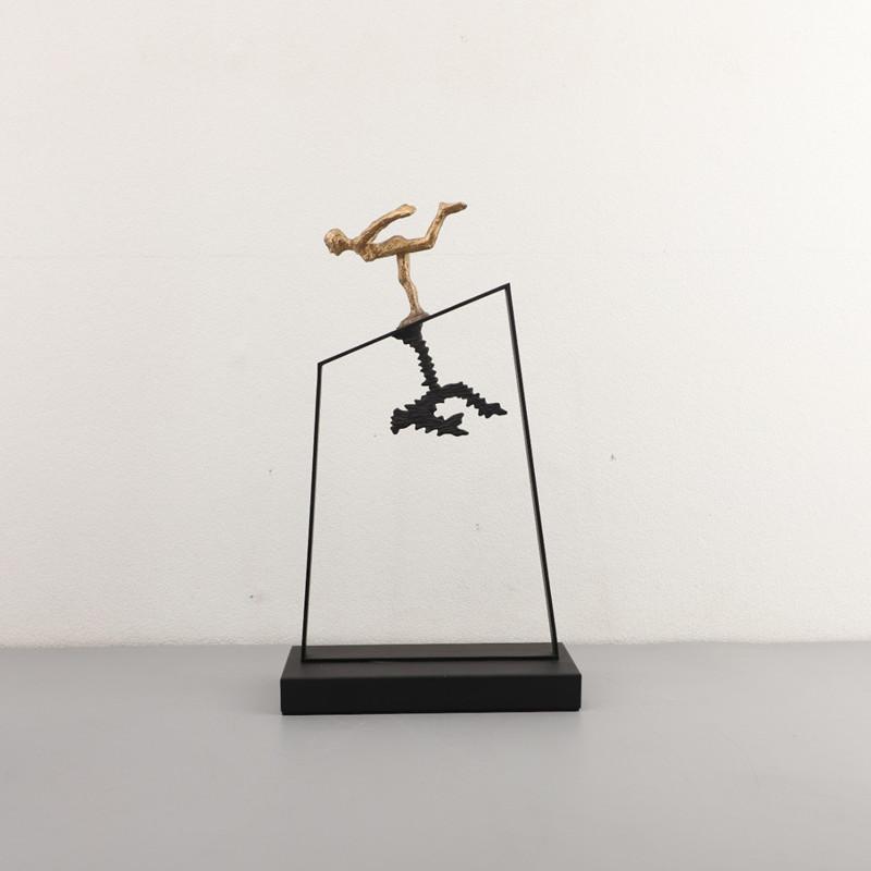 Minimalist Metal Character Ornaments, Abstract Art, Three Person Cast Iron Figures, Reflective Sculpture Models, Home Decoration