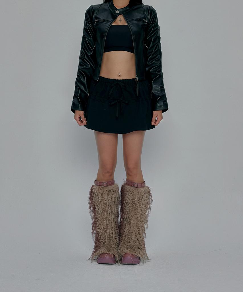 Gillaakaibeu Lettering Angel Wing Shirring Skirt_Black
