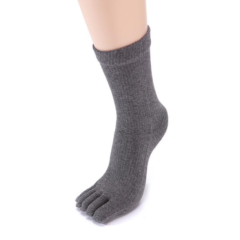 

Мужские черно-белые носки из чистого хлопка с раздельными пальцами — длинные, однотонные с темным цветочным узором One Size серый