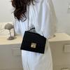 Chain trend handbag casual commuter shoulder bag 2024 summer new bag women's fashion simple messenger bag