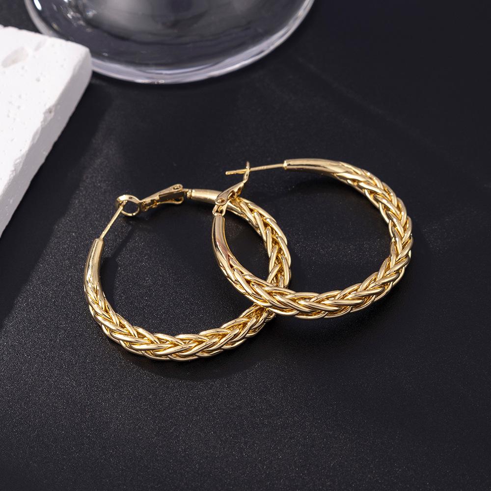 Versatile Non-Fading Brass Hoop Earrings - Timeless Round Design