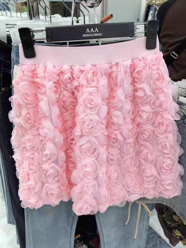 Damen Europäischer & Amerikanischer 3D-Rosen A-Linien-Rock: Eleganten Schlankmachenden Kurzen Rock