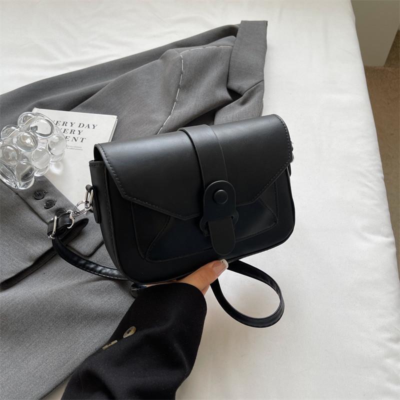 

Fashionable 2024 Summer Women s Casual Small Square Crossbody Bag Stylish Pu Material For Daily Use чёрный