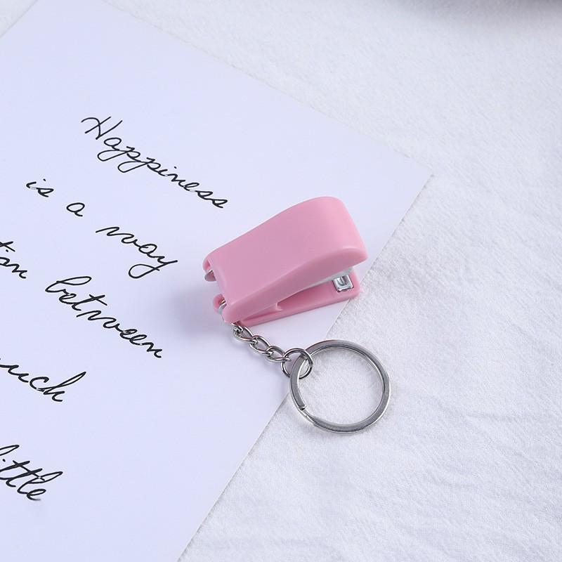 Portable Cute Children's Stapler - Cartoon Mini Keychain
