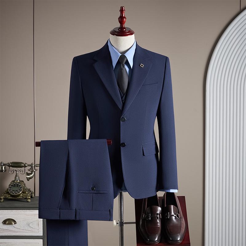 Men's Anti-Wrinkle Slim Fit Business Suit: High-End Formal Wear for Weddings and Engagements.