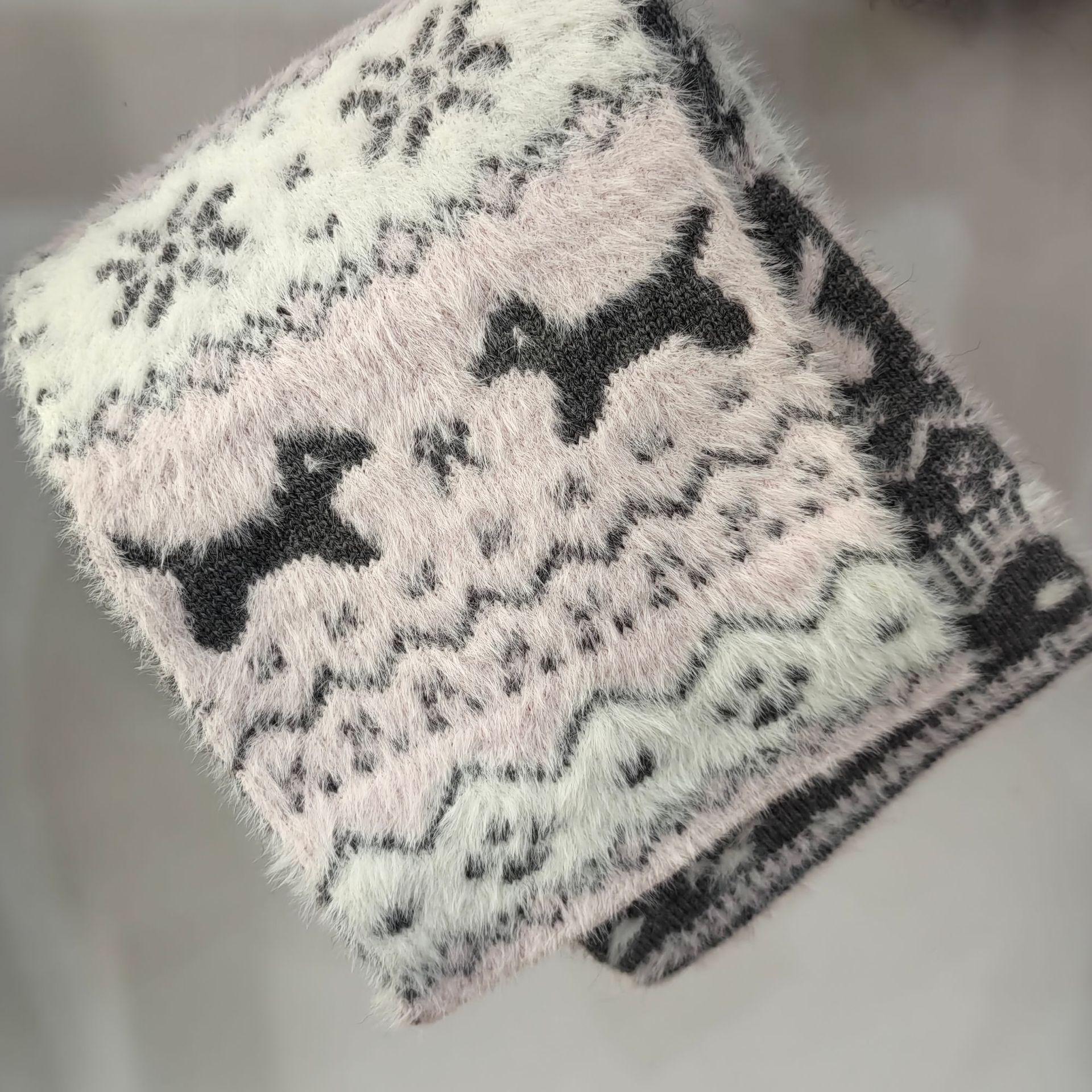 

Fair Isle Cat Pattern Reversible Fluffy Jacquard Scarf for Kids 135 cm