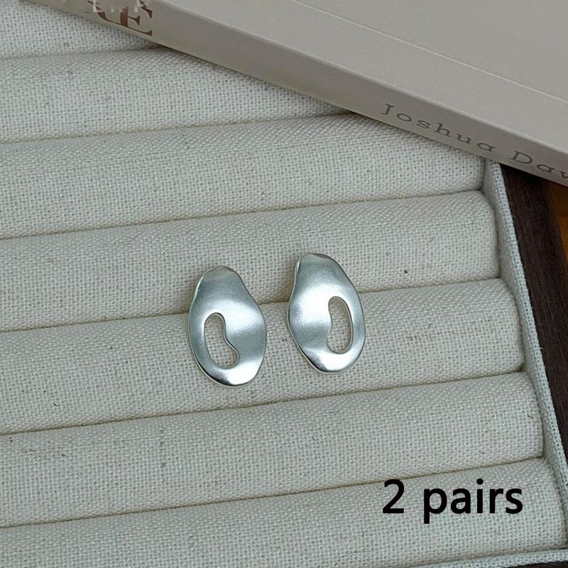 Cercei pentru femei Cercei ovali goi de lux ușor Cercei simpli de nișă pentru femei Senzualitate superioară Cercei picătură de apă pentru a trimite prietenelor Cercei