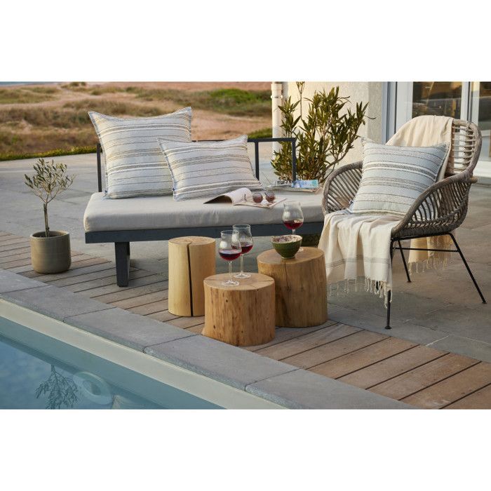 "Doris Outdoor" Cushion Cover All Sizes The Butterfly Effect - Doris Water Lily - Cushion Cover 45 X 45 Cm