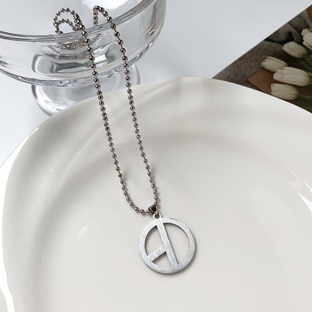 Sweet Cool Bear Series Metal Necklace Simple Retro Round Brand Pendant Versatile Niche Design Clavicle Chain