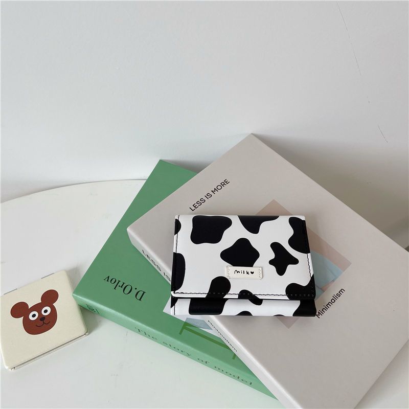 Women New Fashion Wallet Leather Cartoon Cow Cattle Short Ladies Multi-card Slot Coin Purses Cute Triple Fold Wallet