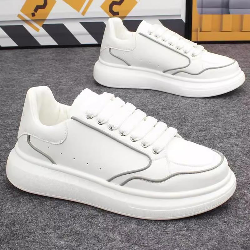 2024 Herbst Farbpassende Weiße Schuhe Sport Tennisschuhe Paare Freizeitschuhe Dicke Sohle Sneaker