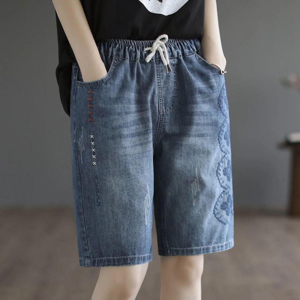 Damen Retro Stickerei Elastischer Bund Schnürung Denim Shorts - Große Größen, Fünf-Punkt Gerades Bein, Sommer 2026 Kollektion.
