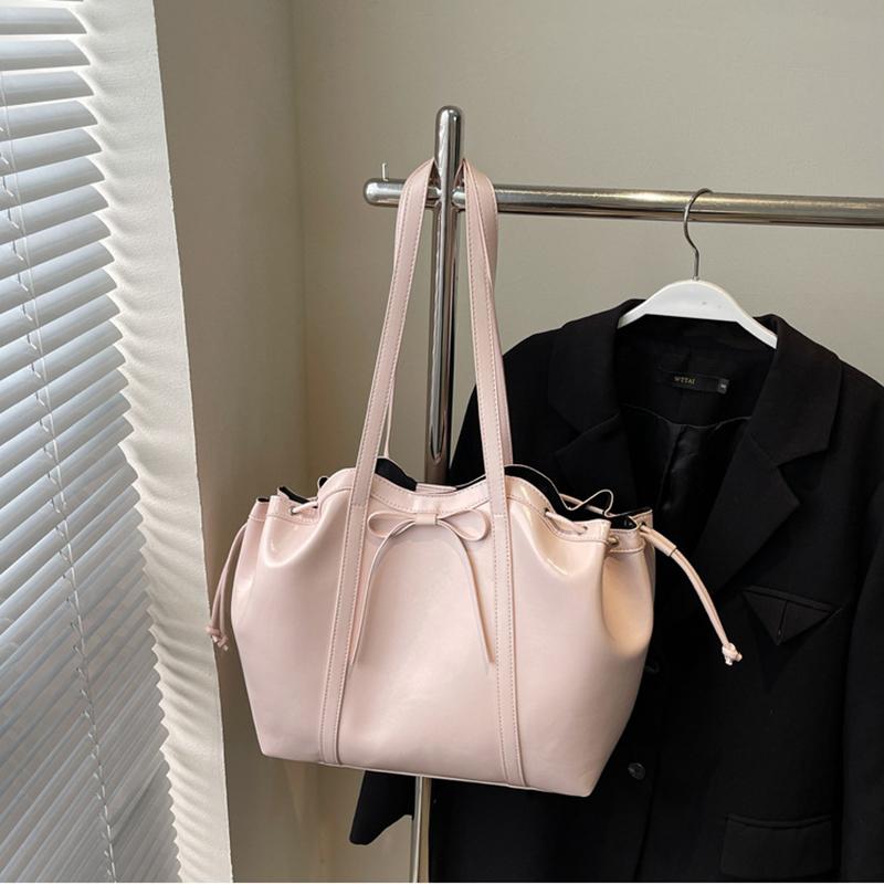 Large Capacity Women Shoulder Bag Fashion Versatile PU Leather Folded Drawstring Underarm Bag Texture Office Commuter Tote Bag CLE