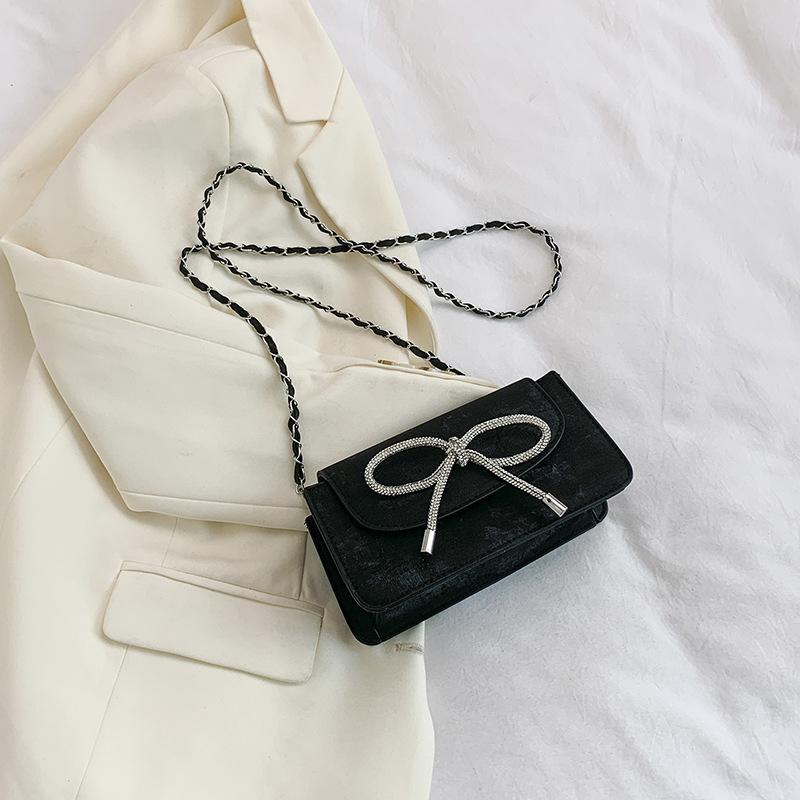 

Корейский стиль модная сумка на плечо с цепочкой-бантом для женщин весна-лето новый нишевый дизайн маленькая квадратная сумка через плечо для женщин