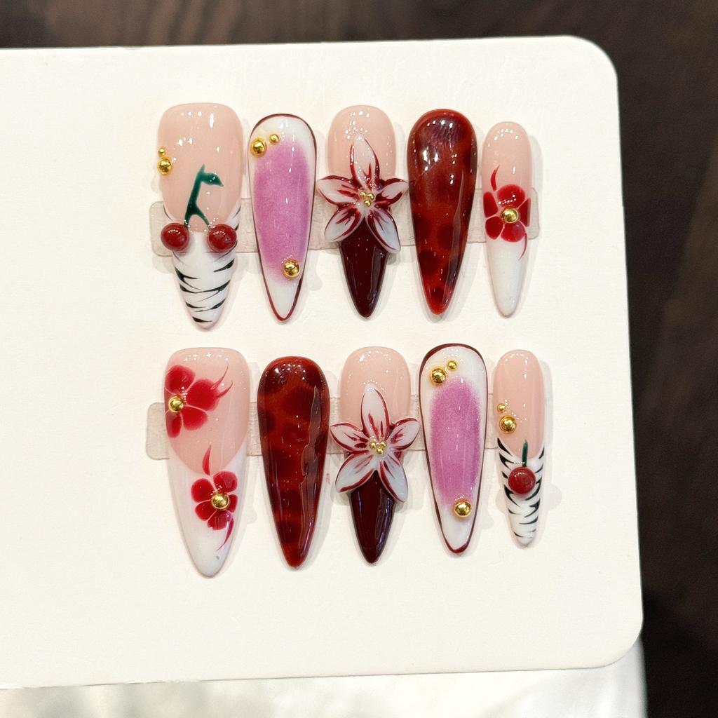 10Pcs Pink Almond Mid-length Press on Fake Nails French Hand Draw Roses Cat's Eye Nail Set Wearable Sweet Acrylic Nails Tips Art