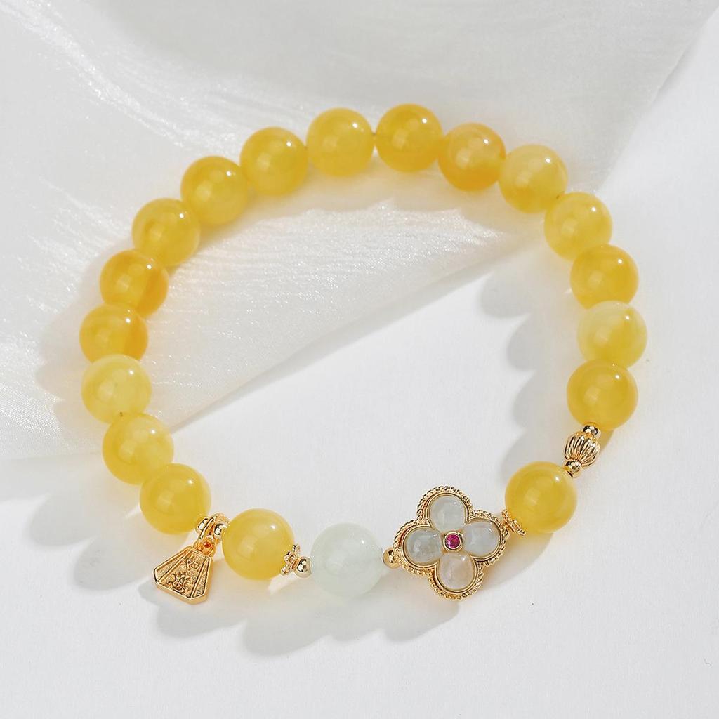 Yellow Agate Crystal Bracelet for Women - Unique Design with Deer Charm, Perfect Gift for Best Friends or Classmates.