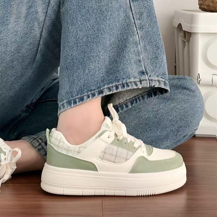 Fashion New Women's Sports Shoes Spring Trend Fashion Women's Sports Shoes Non-Slip Soft Sole Walking Shoes