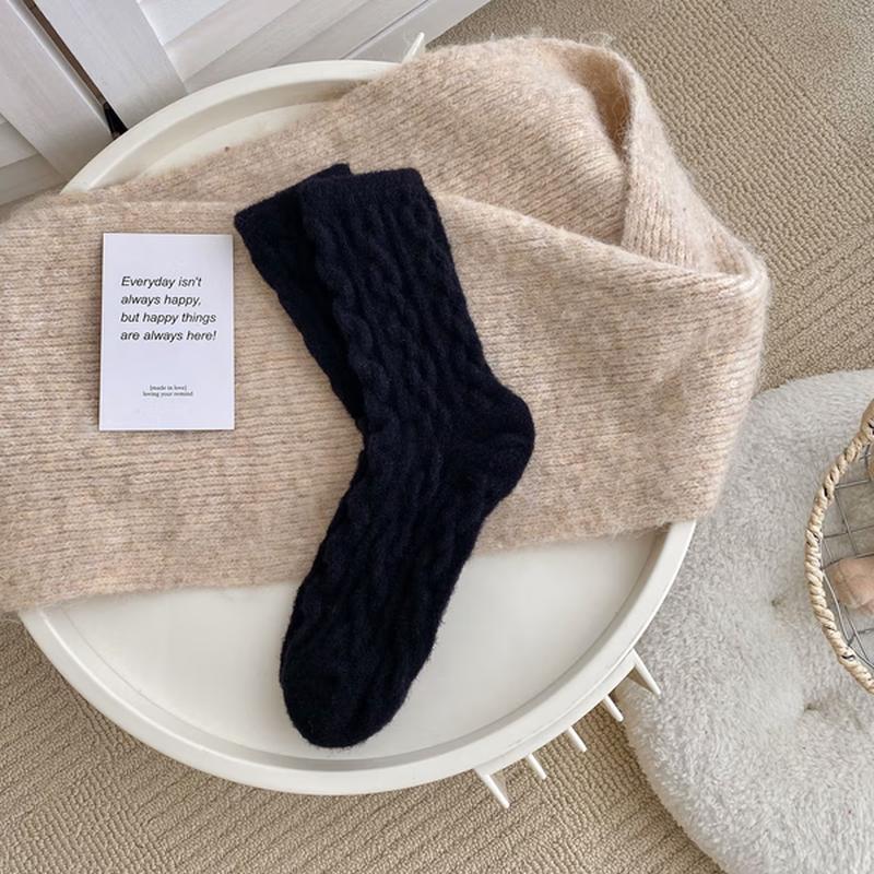 Women s Plush Fleece-Lined Cable Knit Home Socks