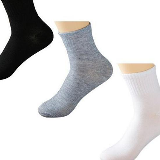 100 Paires de Chaussettes Jetables Mi-Haut Noir et Blanc pour Hommes et Femmes, Durables et Sans Lavage - Idéal pour les Magasins de Bain de Pieds.
