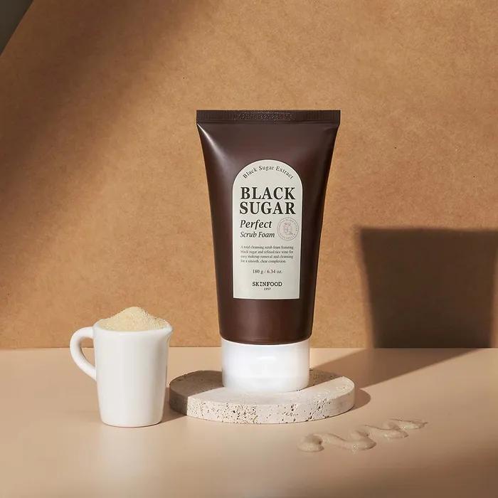 Пенка-скраб Black Sugar Perfect 180г