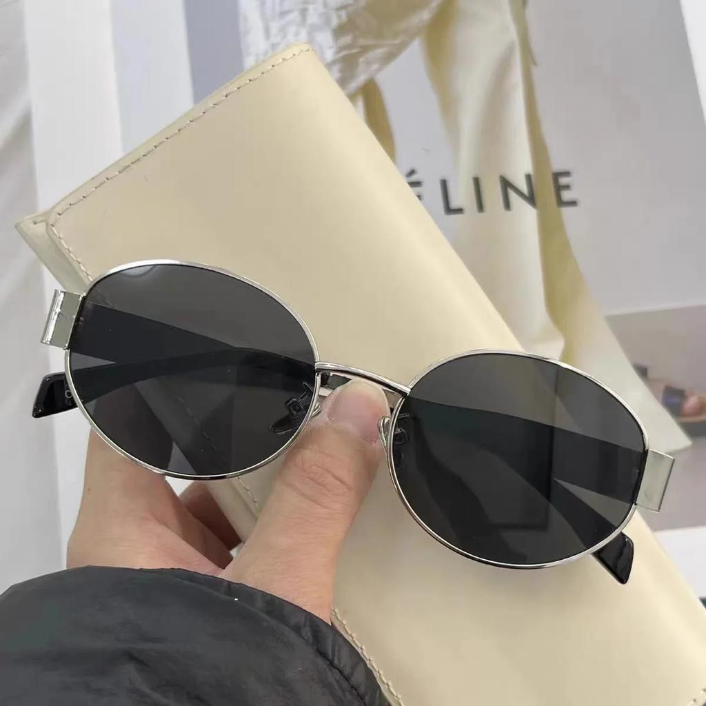 Neue Sonnenbrille mit ovalem Rahmen und Sonnenschutz, Retro-Reisekleidung, einfache UV-beständige Brille, kleine Rahmenbrille