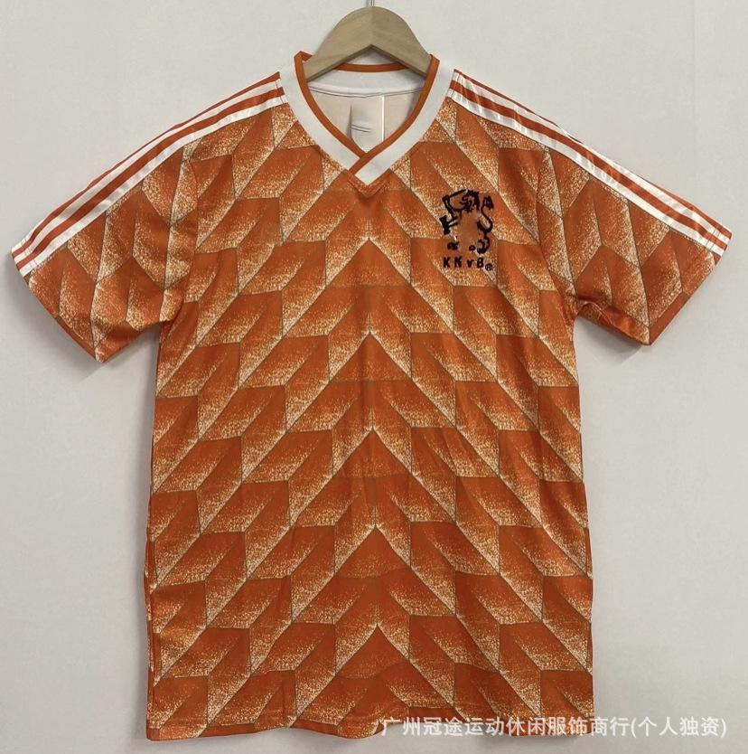 Retro Football Jersey Old Collection Club Manchester United, Real Madrid AC Short-sleeved Long-sleeved Football Uniform Can Be Printed