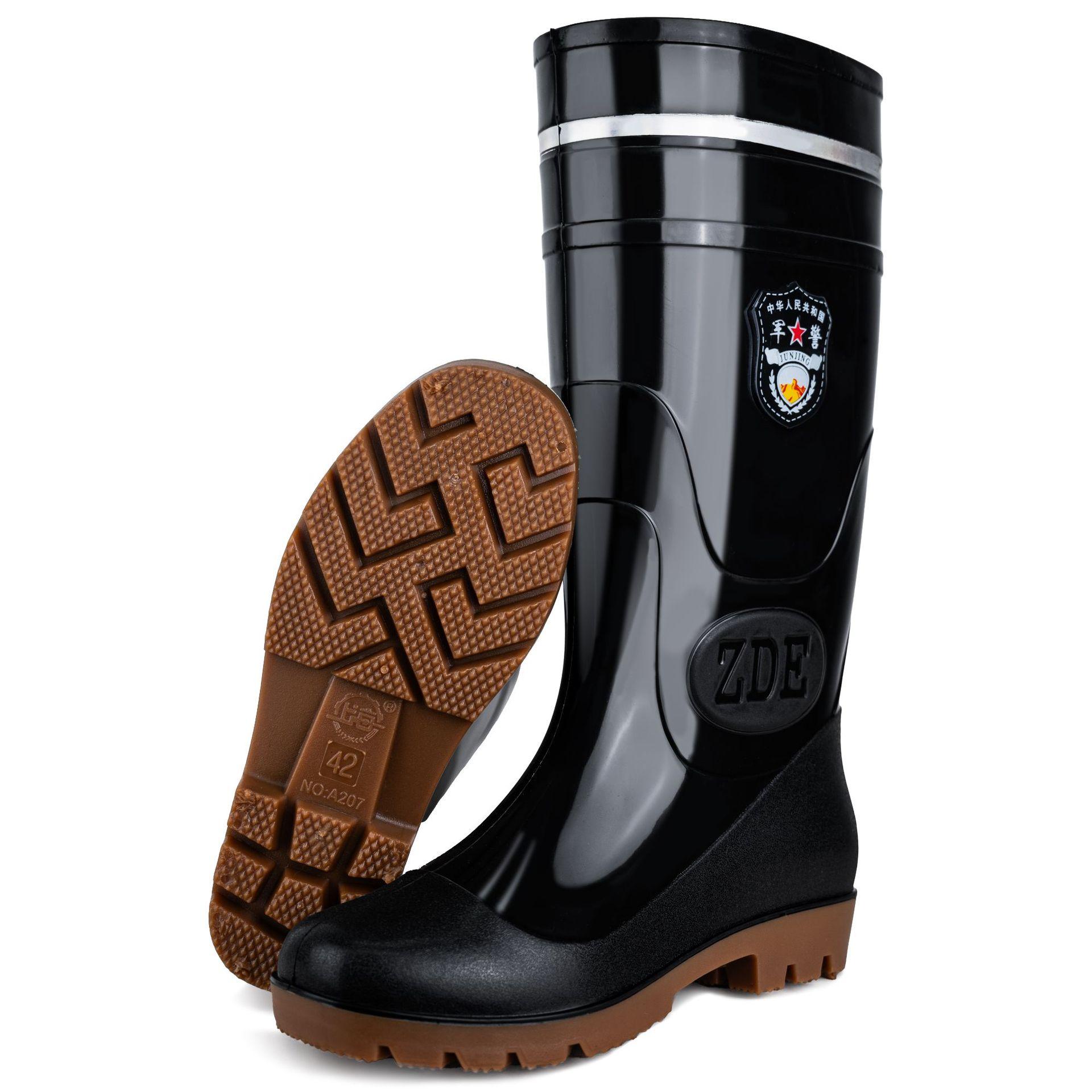 

Мужская рабочая обувь от дождя Промышленная и горнодобывающая трудовая страховка Нескользящие и износостойкие резиновые сапоги со светоотражающими полосами Ночная работа водонепроницаемая обувь 44