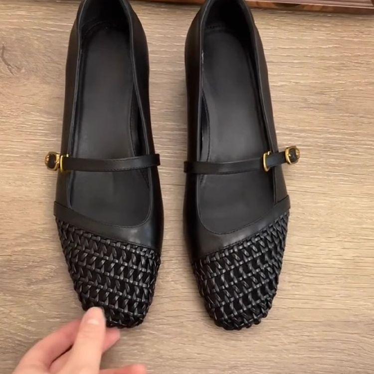 2025 new French woven hollow square head Mary Jane shoes women's word with thick heel soft sole commuting versatile single shoes