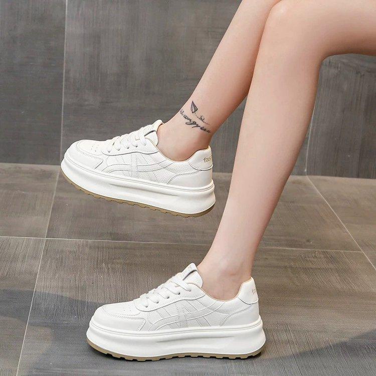 2025 popular little white shoes women's shoes autumn new thick baseplate shoes versatile students lightweight sports shoes casual shoes women