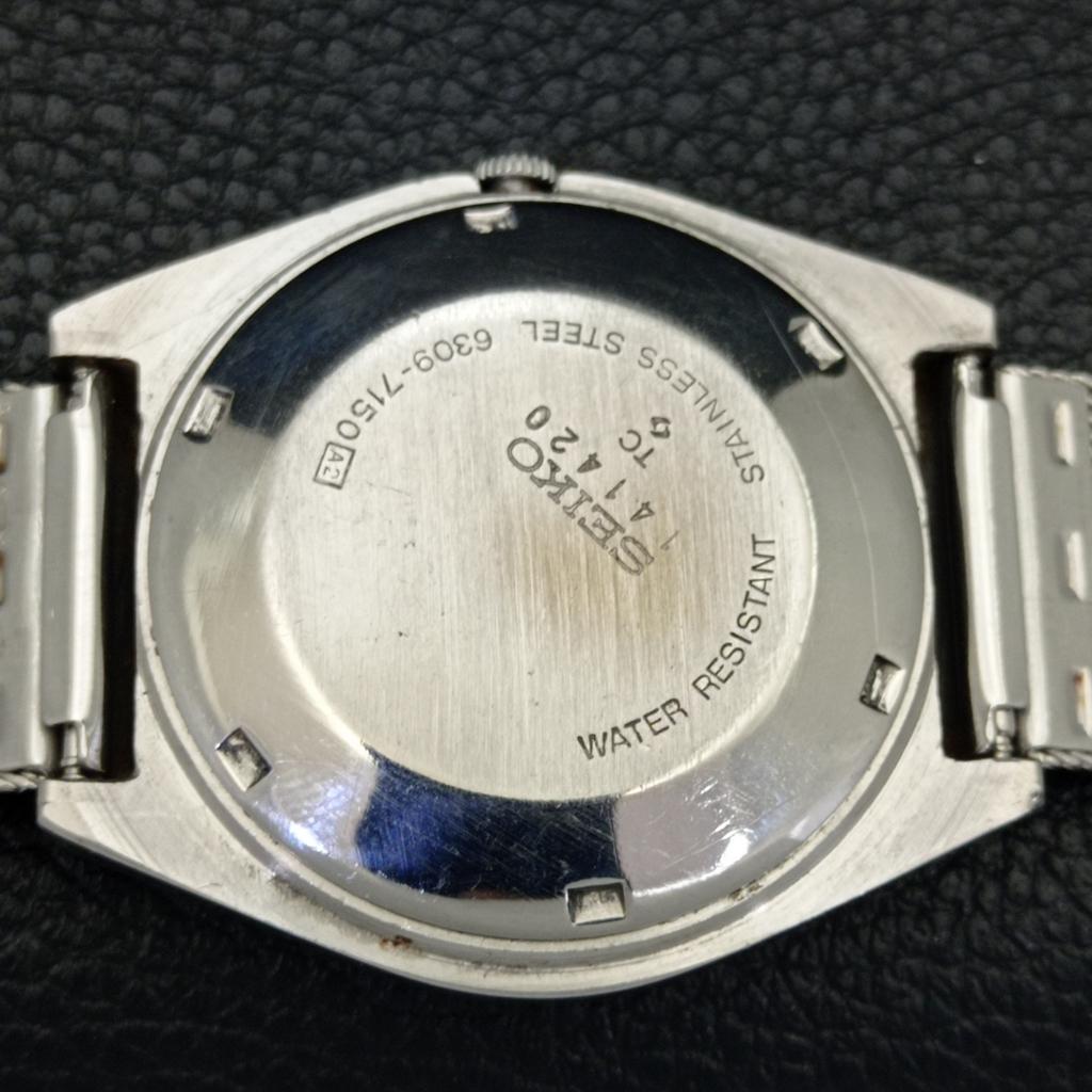 VINTAGE SEIKO 5 AUTOMATIC JAPAN MENS WHITE COLOR DIAL WATCH a701327-5 R206a-a701327