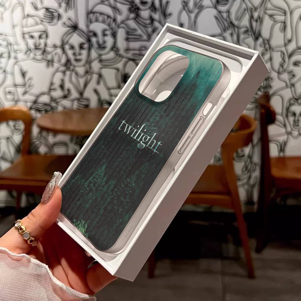 TV Twilight Isabella Edward Cullen For IPhone 17 16 15 14 Plus 13 12 11 Pro Max With Shockproof Protective Phone Cover