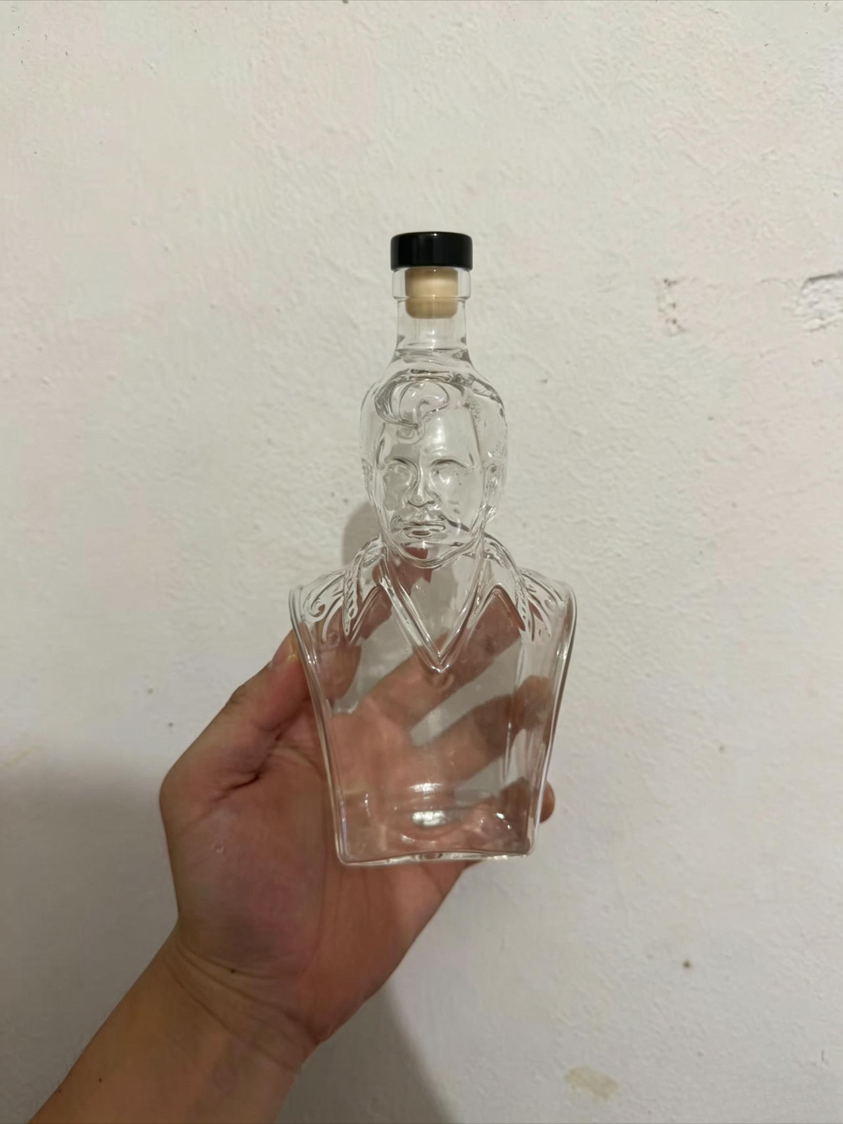 Elvis Presley Krūšu Stikla Dekanteris Vintage