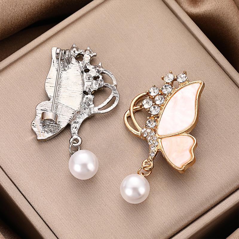 High-End Elegant Butterfly Brooch Fashionable Coat Clothing Accessory