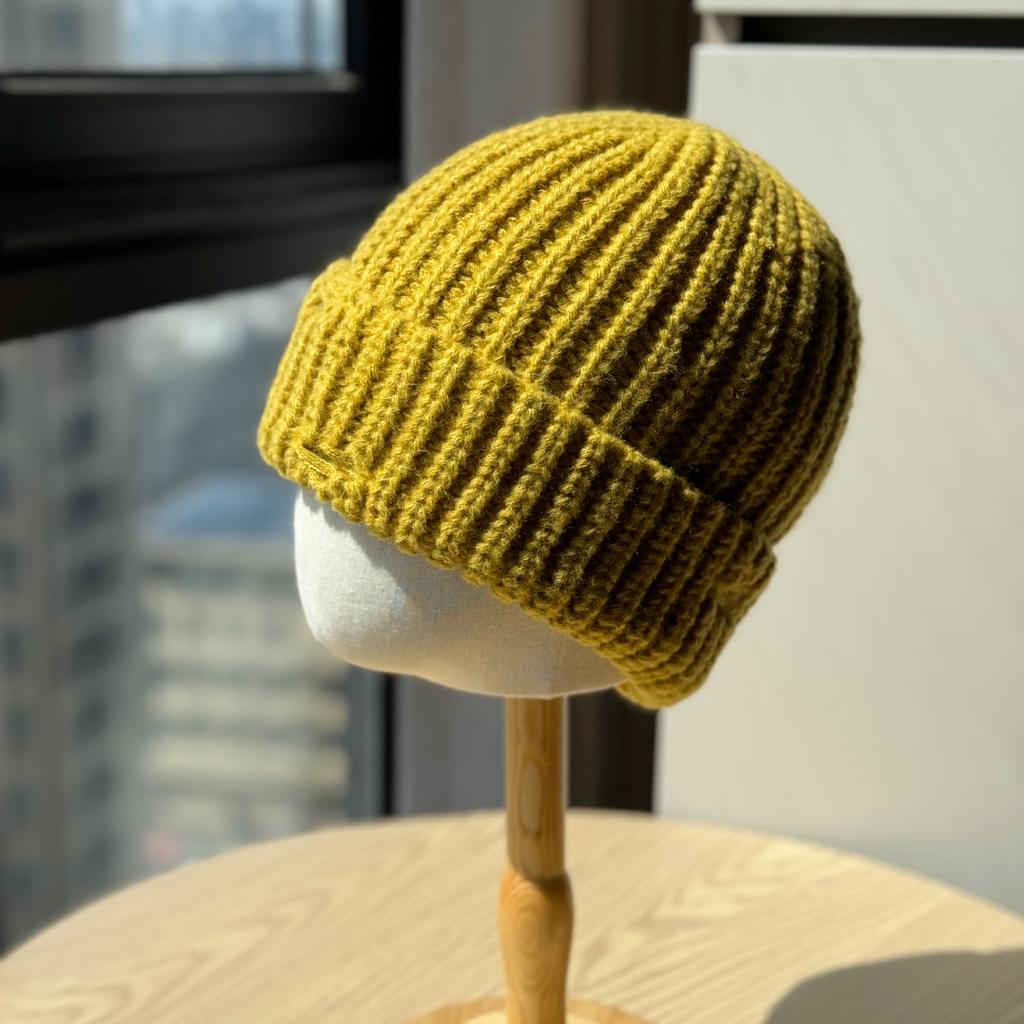 New Solid Color Big Head Hat with Holes Lazy Large Plate Pit Striped Woolen Hat Face Showing Knitted Hat Casual Hat Trendy