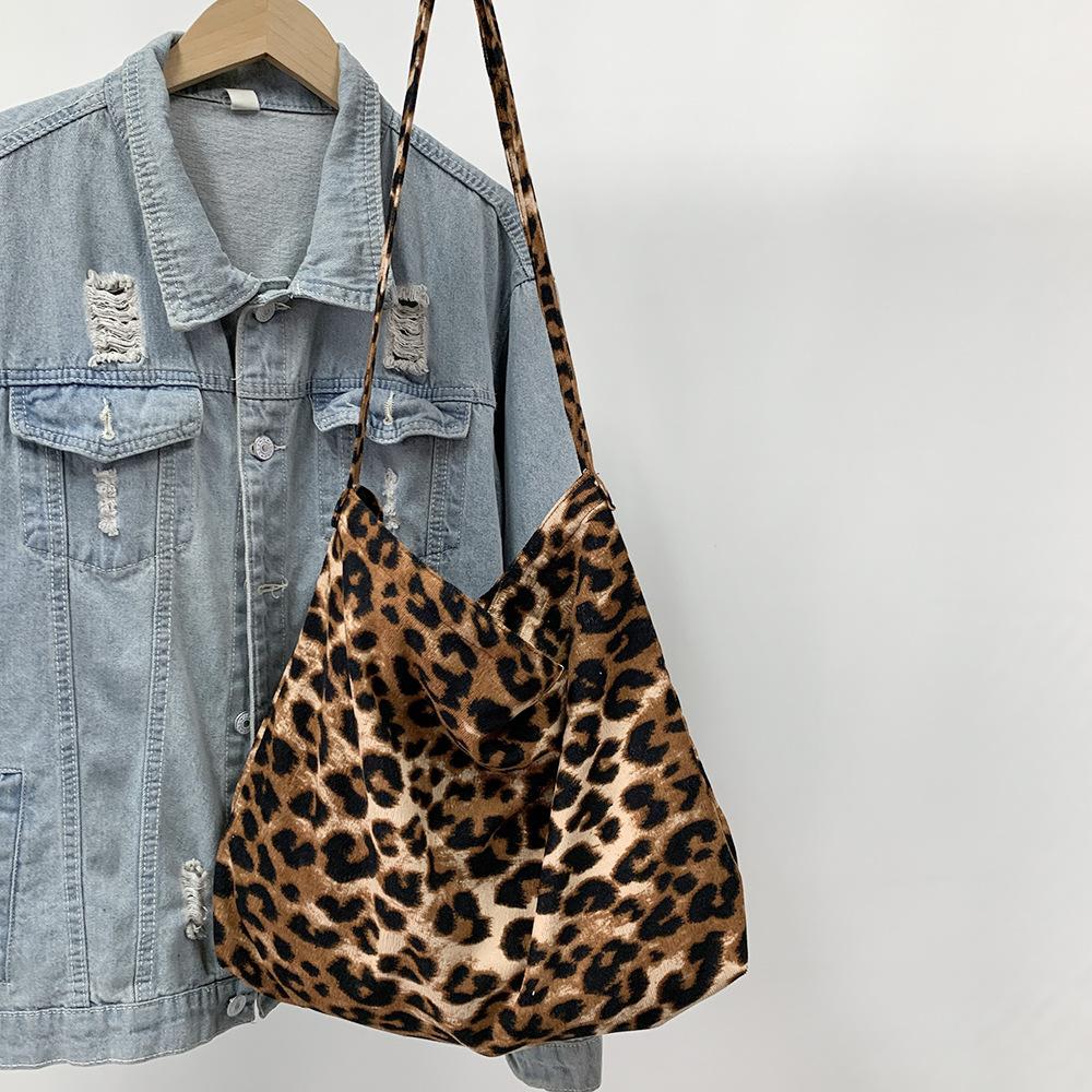 

Холщовая сумка с леопардовым принтом и цветочным узором, повседневная сумка большой вместимости, женская японская легкая сумка через плечо, студенческие сумки для поездок на учебу кофейный