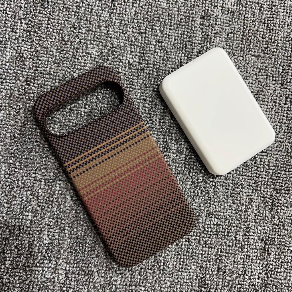 Applicable to Google Pixel10Pro Magnetic Pixel10 Mobile Phone Case Kevlar Pattern Pixel9/9p Carbon Fiber Pattern