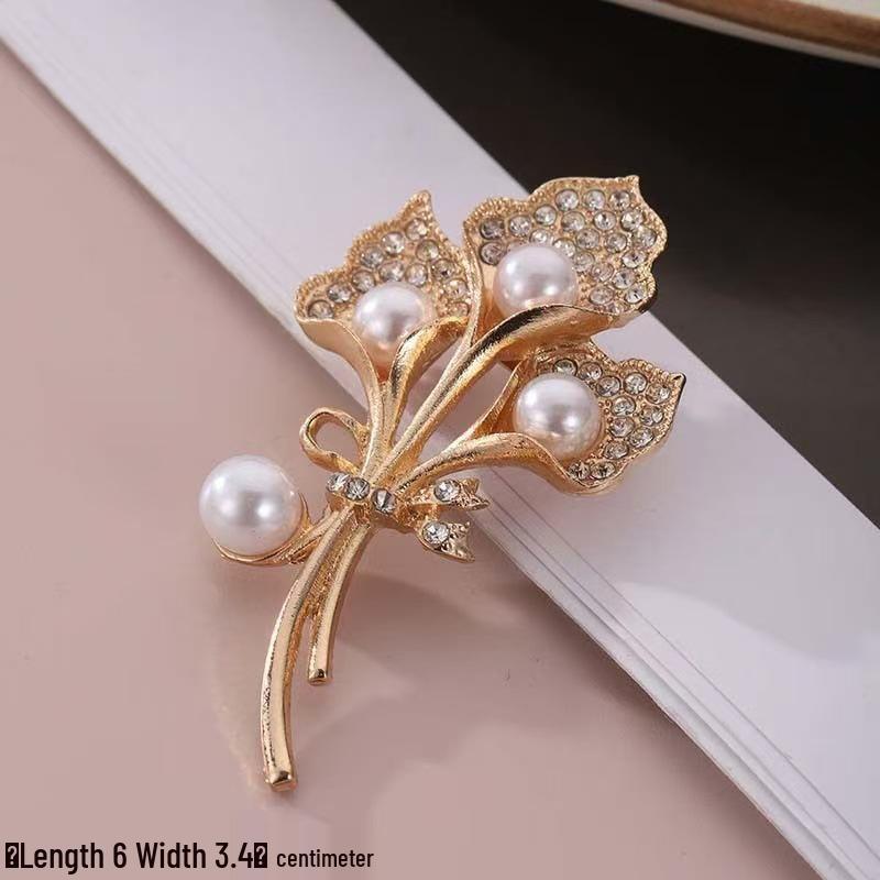 

Korean High-End Clover Brooch - Rhinestone Pin Accessory for Women