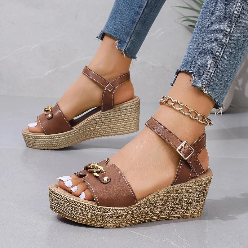 Sandales Plateforme Chaîne Épaisse Mode Femmes Talons Compensés Cuir PU Sandalias Mujer Été 2026 Boucle Semelle Épaisse Chaussures Gladiateur