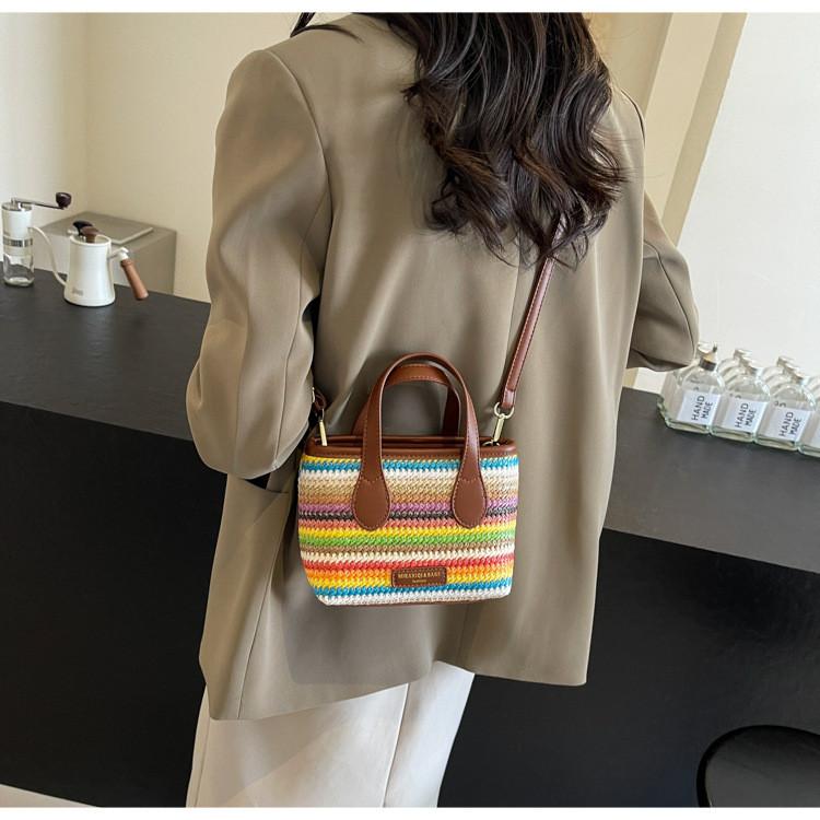 Ielgy Seaside Vacation Beach Bag Summer Trendy Messenger Bag Commuter Woven Straw Portable Bucket Bag