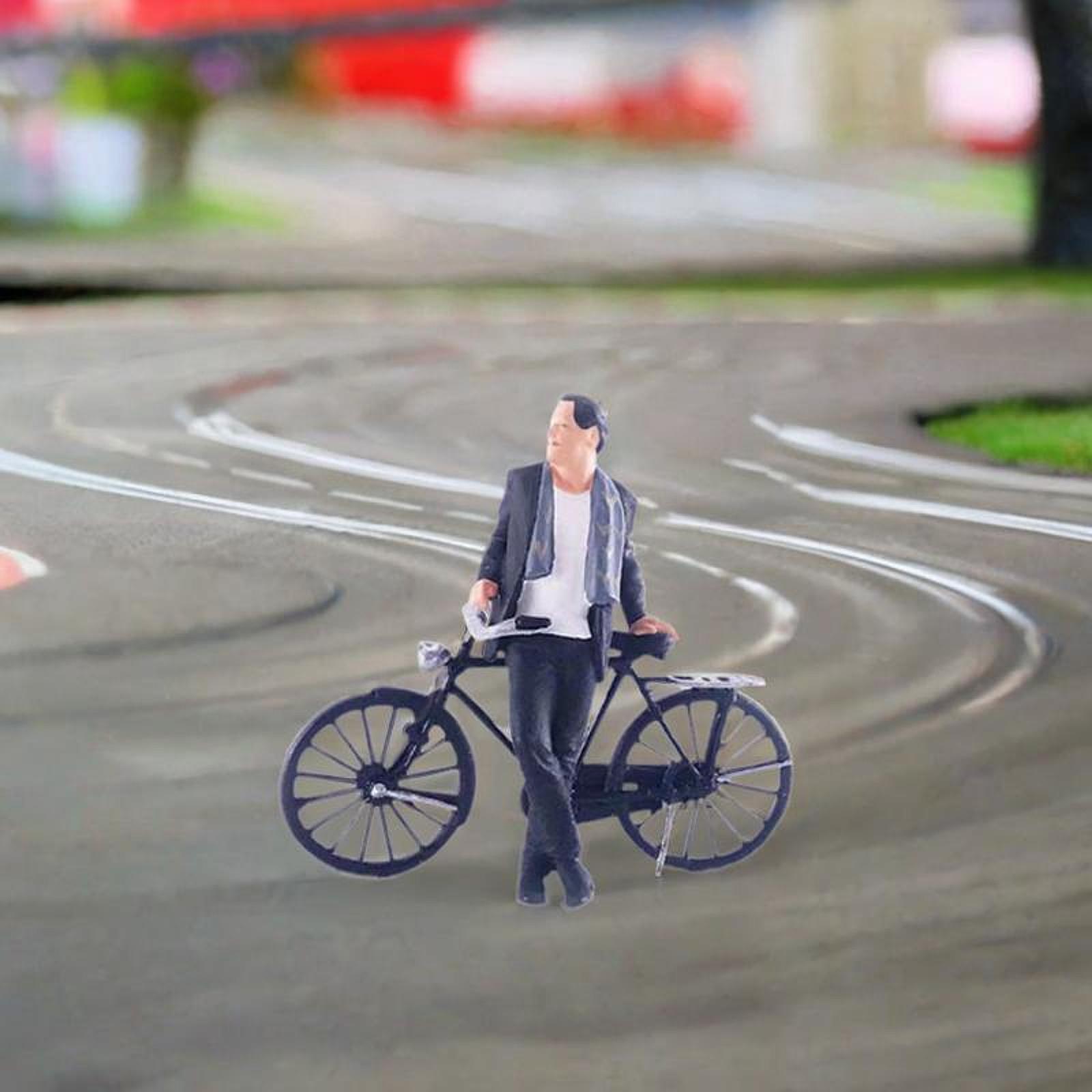 

Джентльмен Кукольный Велосипед 1/64 Люди Игрушки Игровой Набор Винтаж 3D Смола Ретро Велосипед Игрушка Фотография для Диорамы Песочный Стол Сделай Сам Сцена чёрный