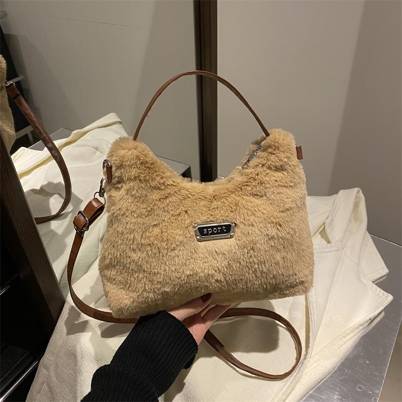 Women's bag autumn and winter cute plush handbag 2025 new foreign style versatile underarm bag niche design messenger bag
