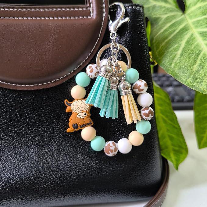 Cross-Border Yak Cartoon Animal Bracelet: Creative Silicone Beads & Tassel Keychain Accessories