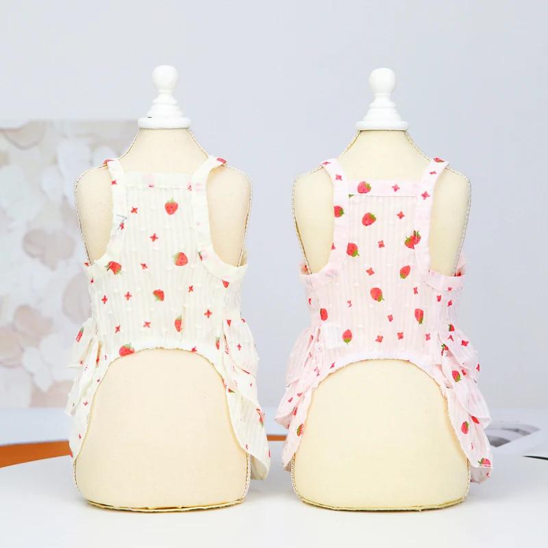 Cute Strawberry Dog Dress Tutu Bowknot Cat Skirt Yorkie Yorkshire Terrier Pomeranian Clothes Puppy Apparel Cheap Pet Products